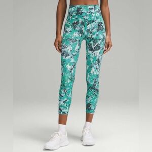 Lululemon Wunder Train High Rise Crop 23” - Green/Black